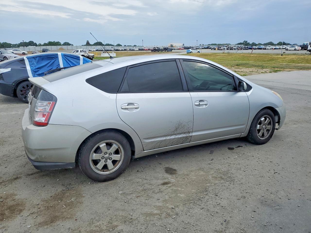 2005 Toyota Prius Base - Фото 3