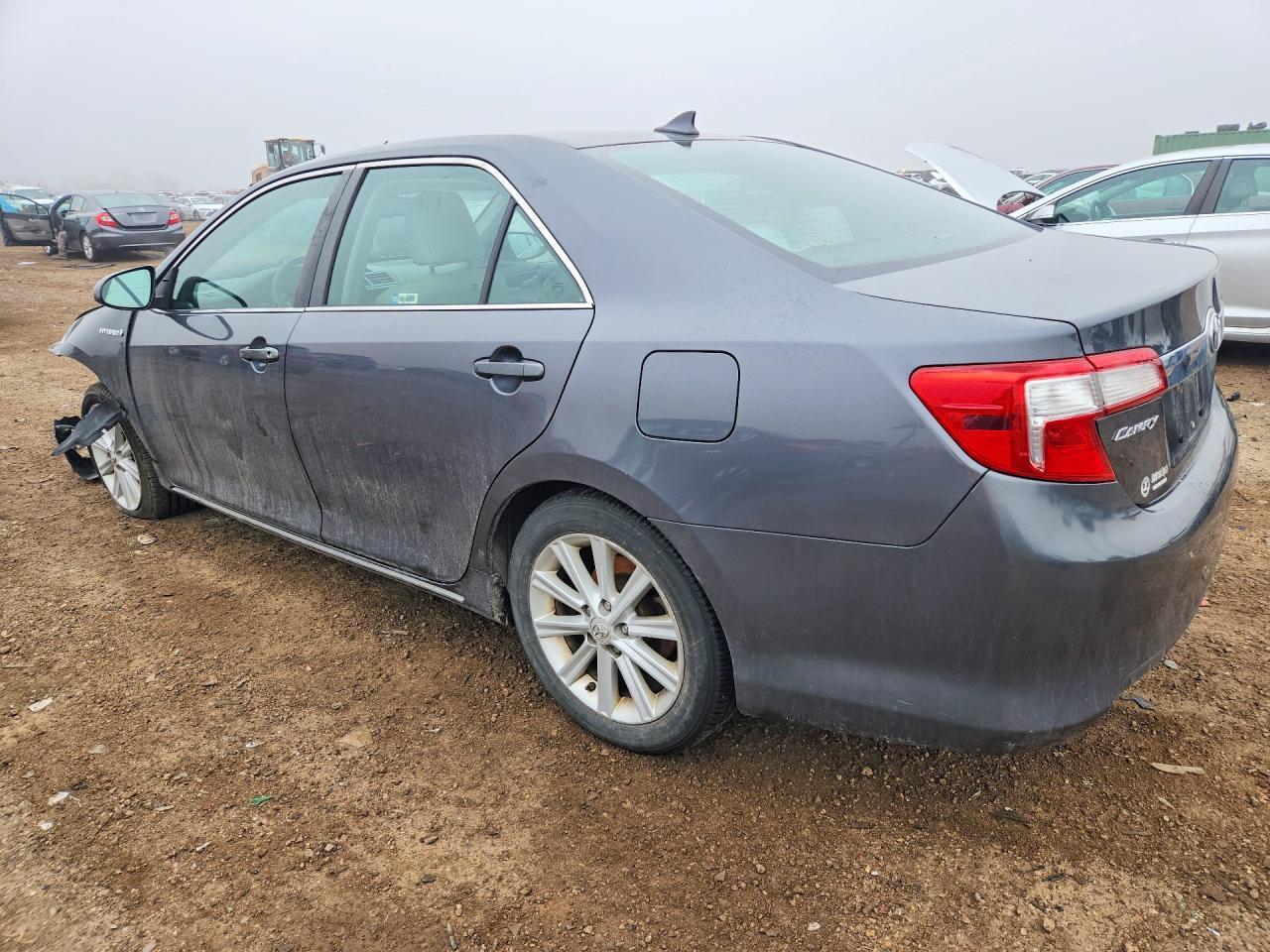 2012 Toyota Camry Hybrid Xle - Фото 2