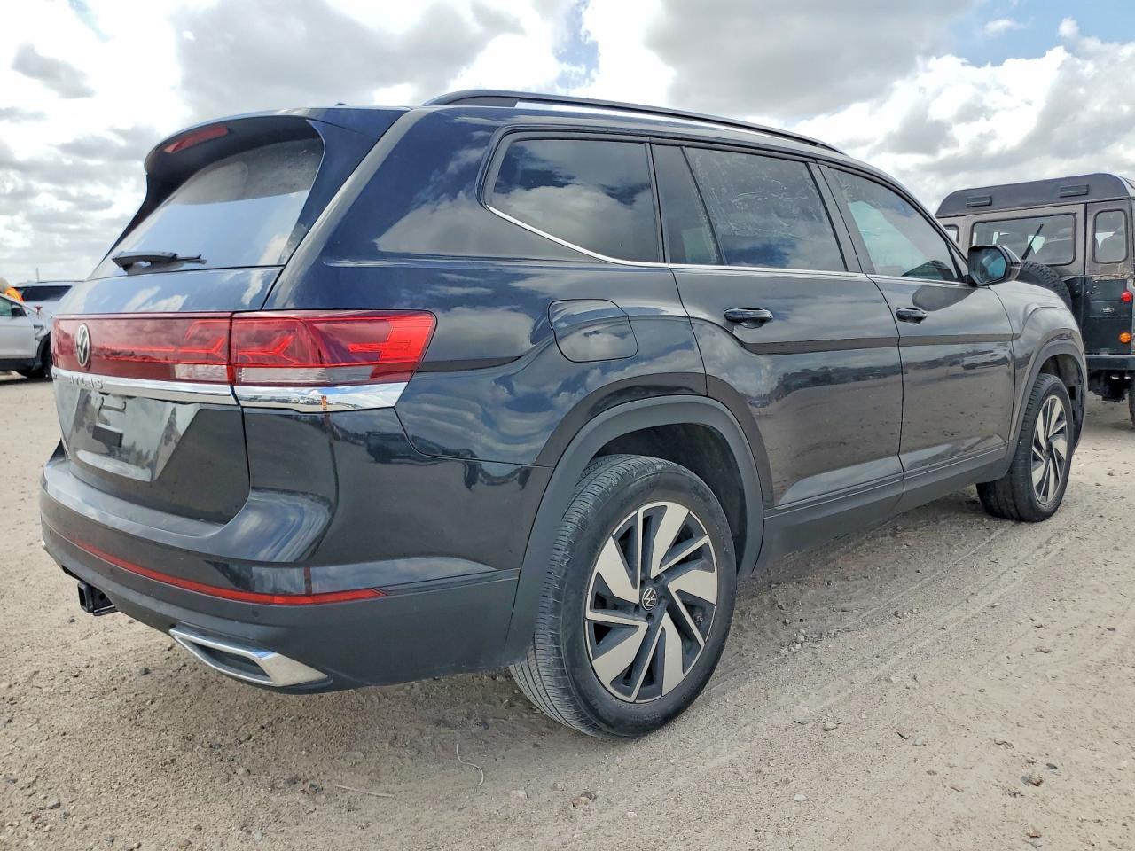 2024 Volkswagen Atlas Se - Фото 3