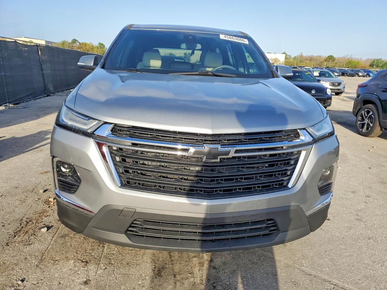 2023 Chevrolet Traverse Ls - Фото 5