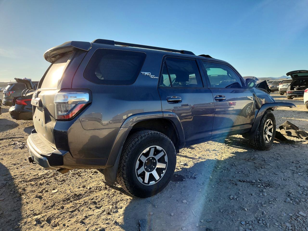 2019 Toyota 4Runner Trd Off-Road Premium - Фото 3