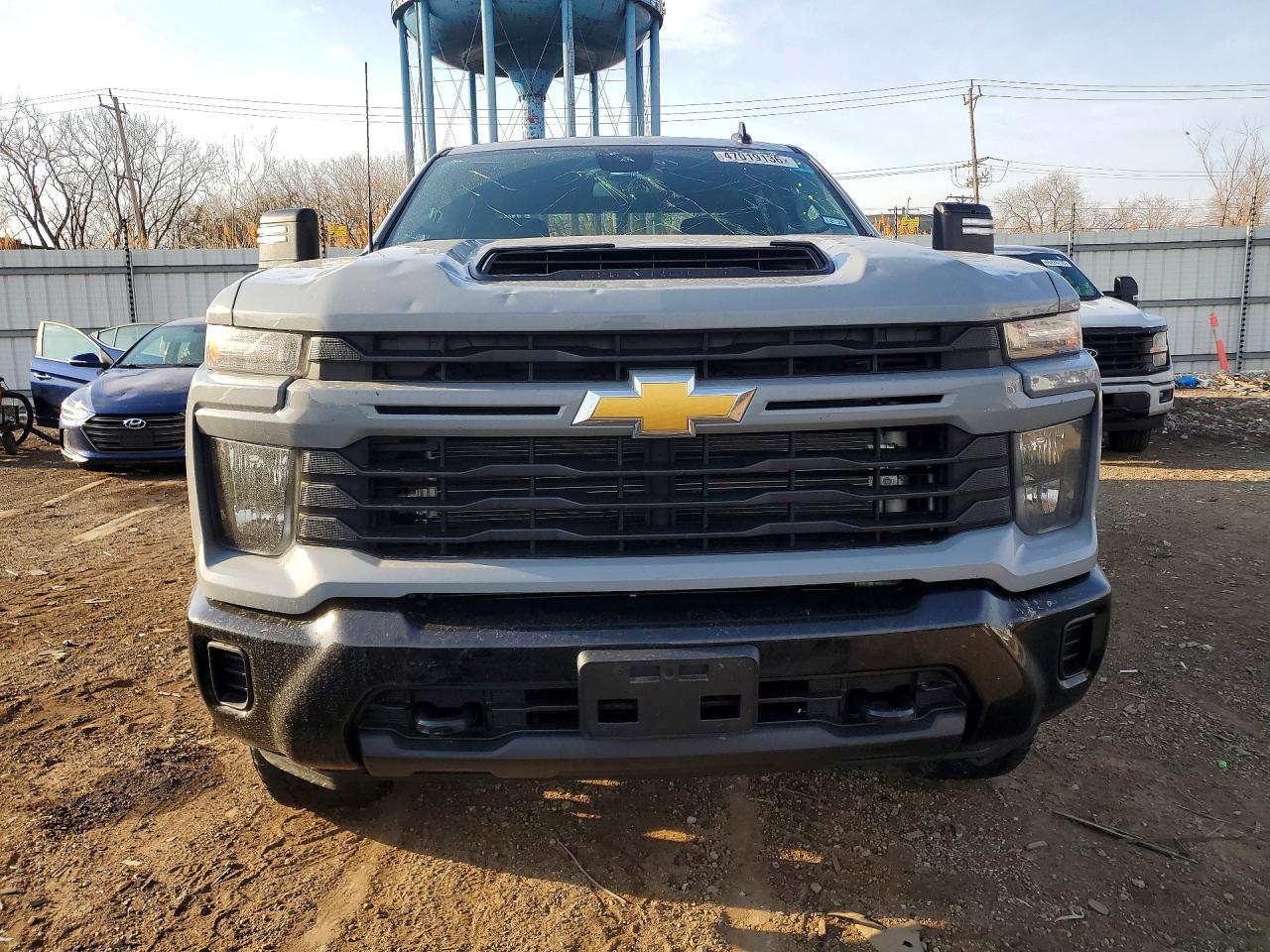 2024 Chevrolet Silverado K2500 Custom - Фото 5