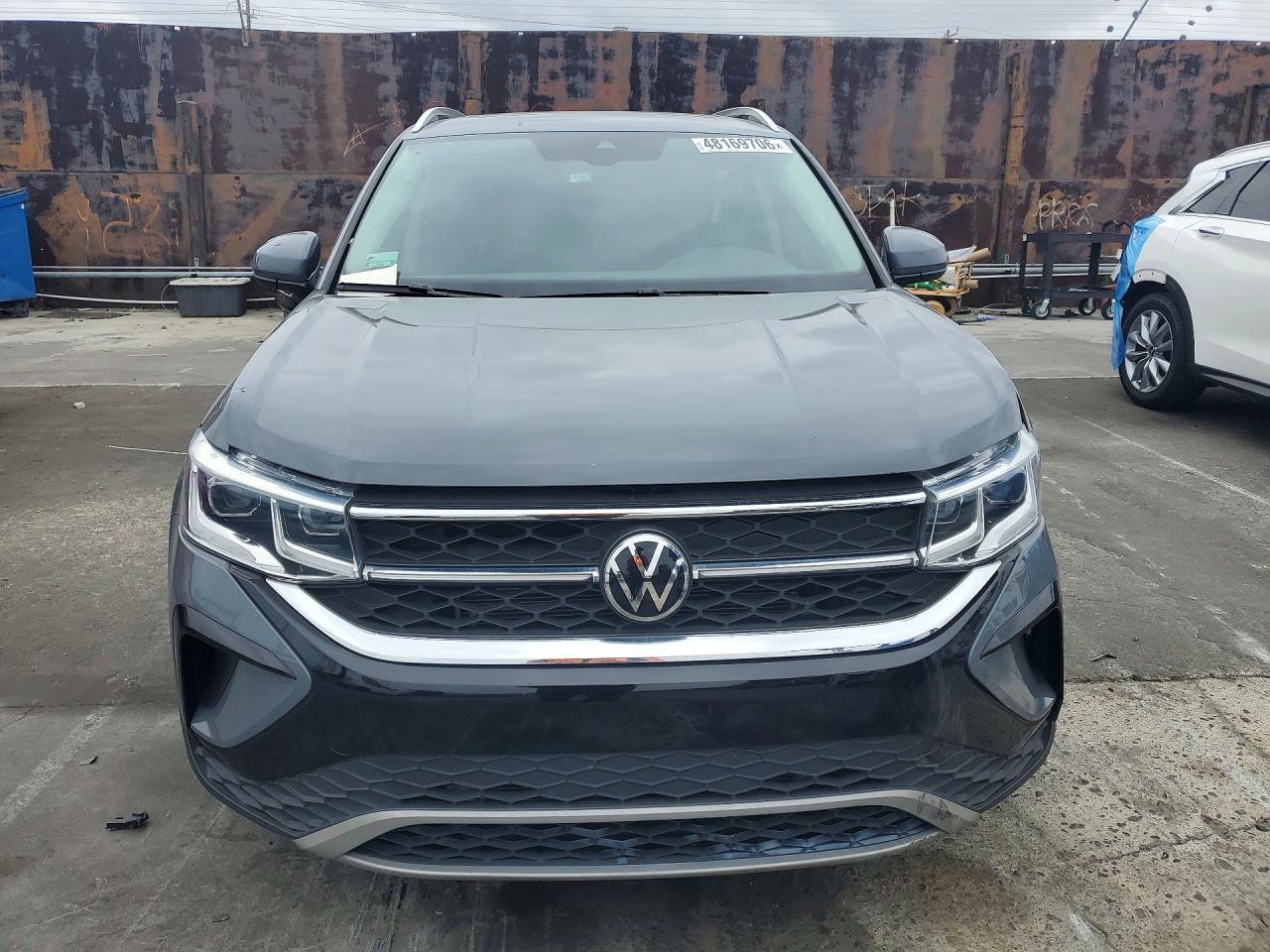2022 Volkswagen Taos Sel - Фото 5
