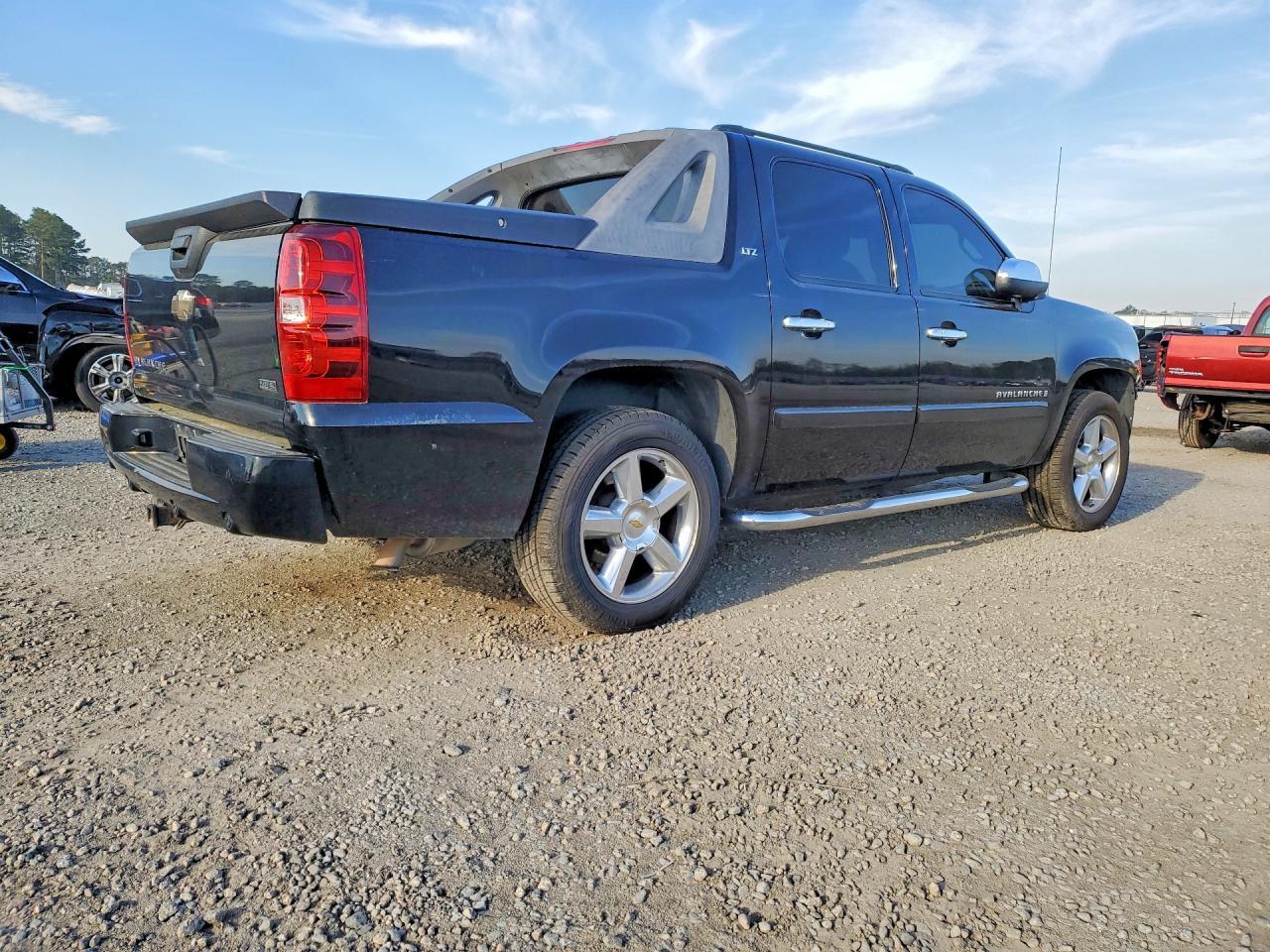 2008 Chevrolet Avalanche K1500 - Фото 3