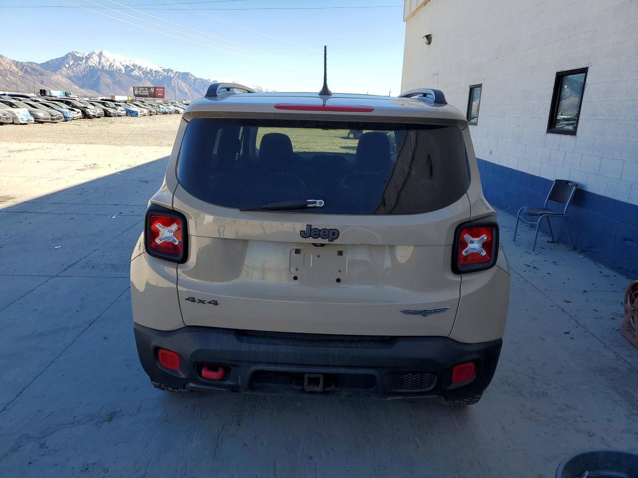 2017 Jeep Renegade Trailhawk - Фото 6