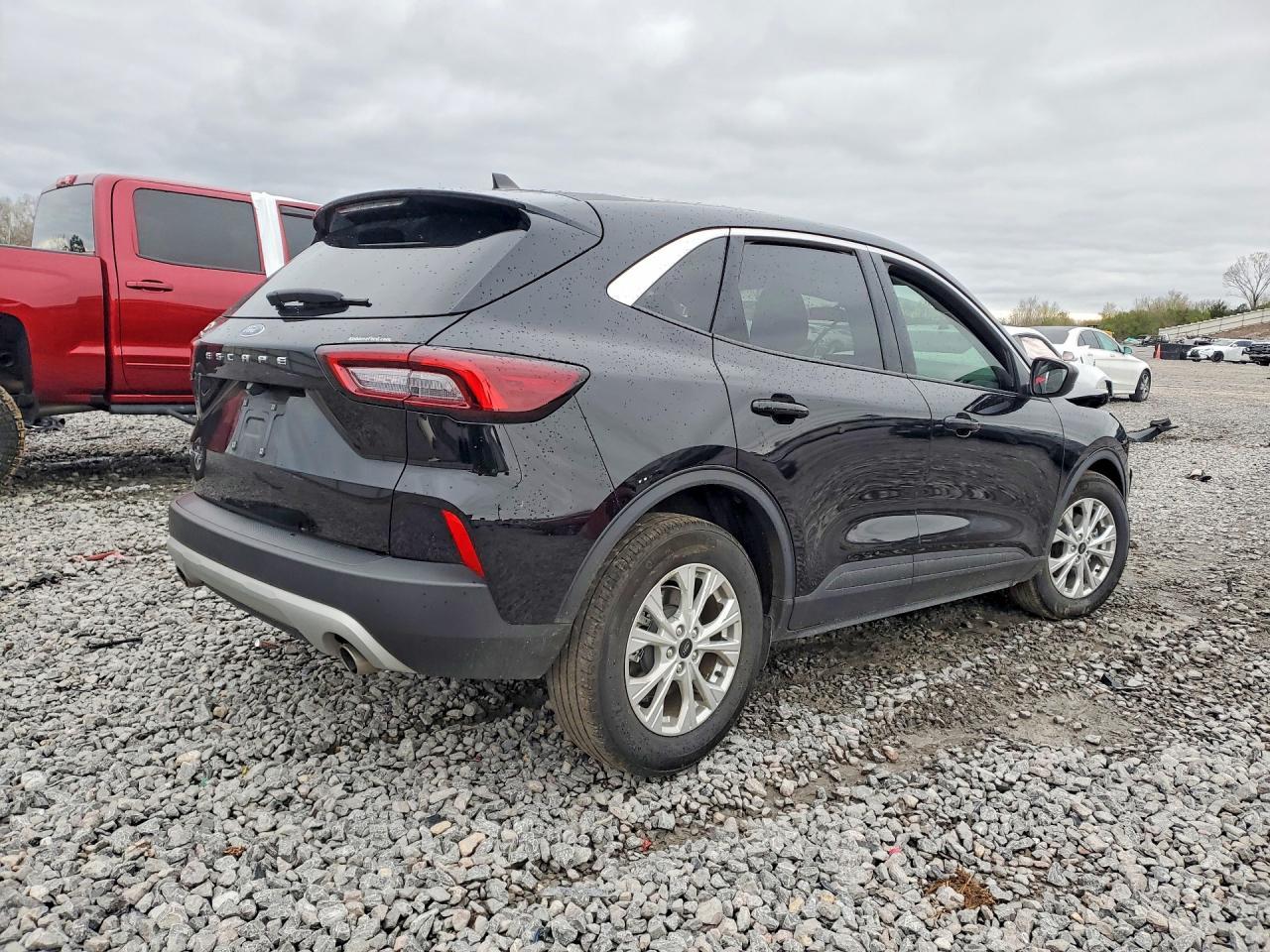 2024 Ford Escape Active - Image 3