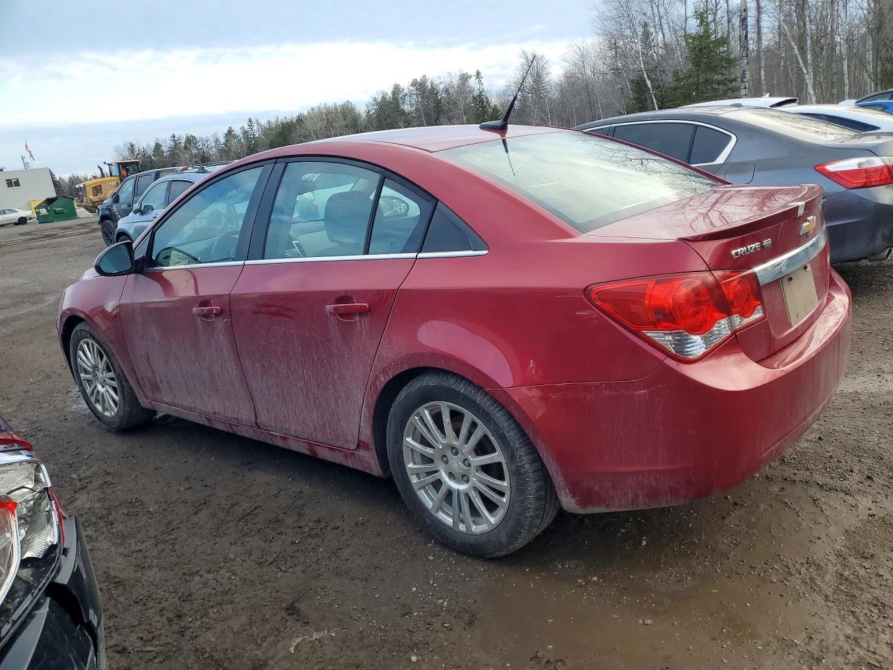 2013 Chevrolet Cruze Eco - Фото 2