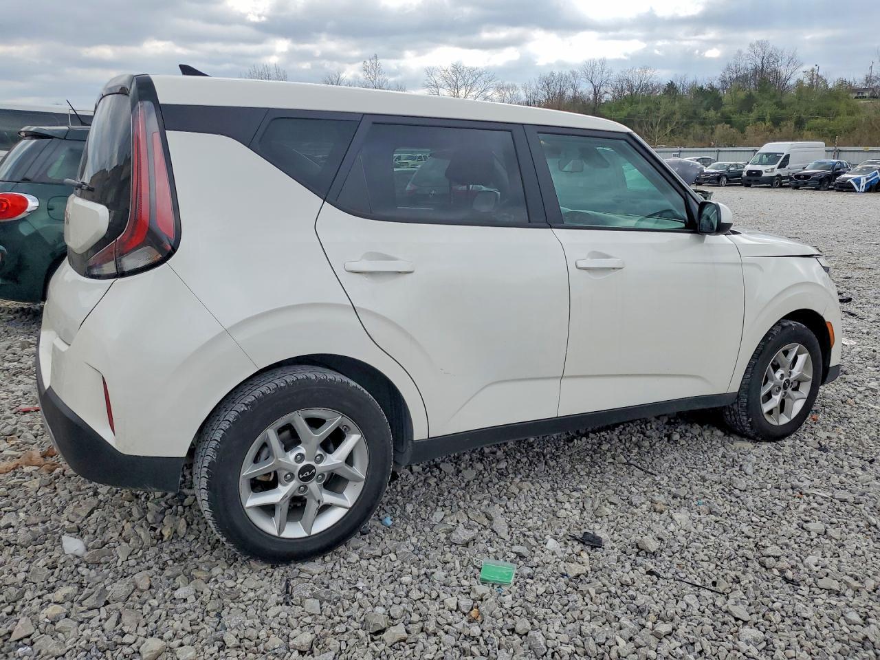 2025 Kia Soul Lx - Фото 3