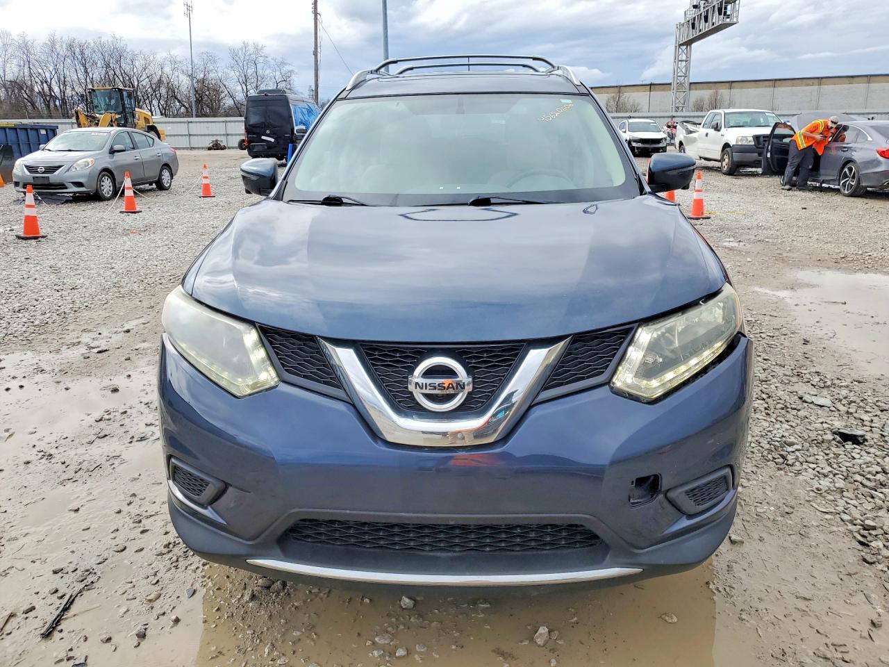 2016 Nissan Rogue Sv - Image 5