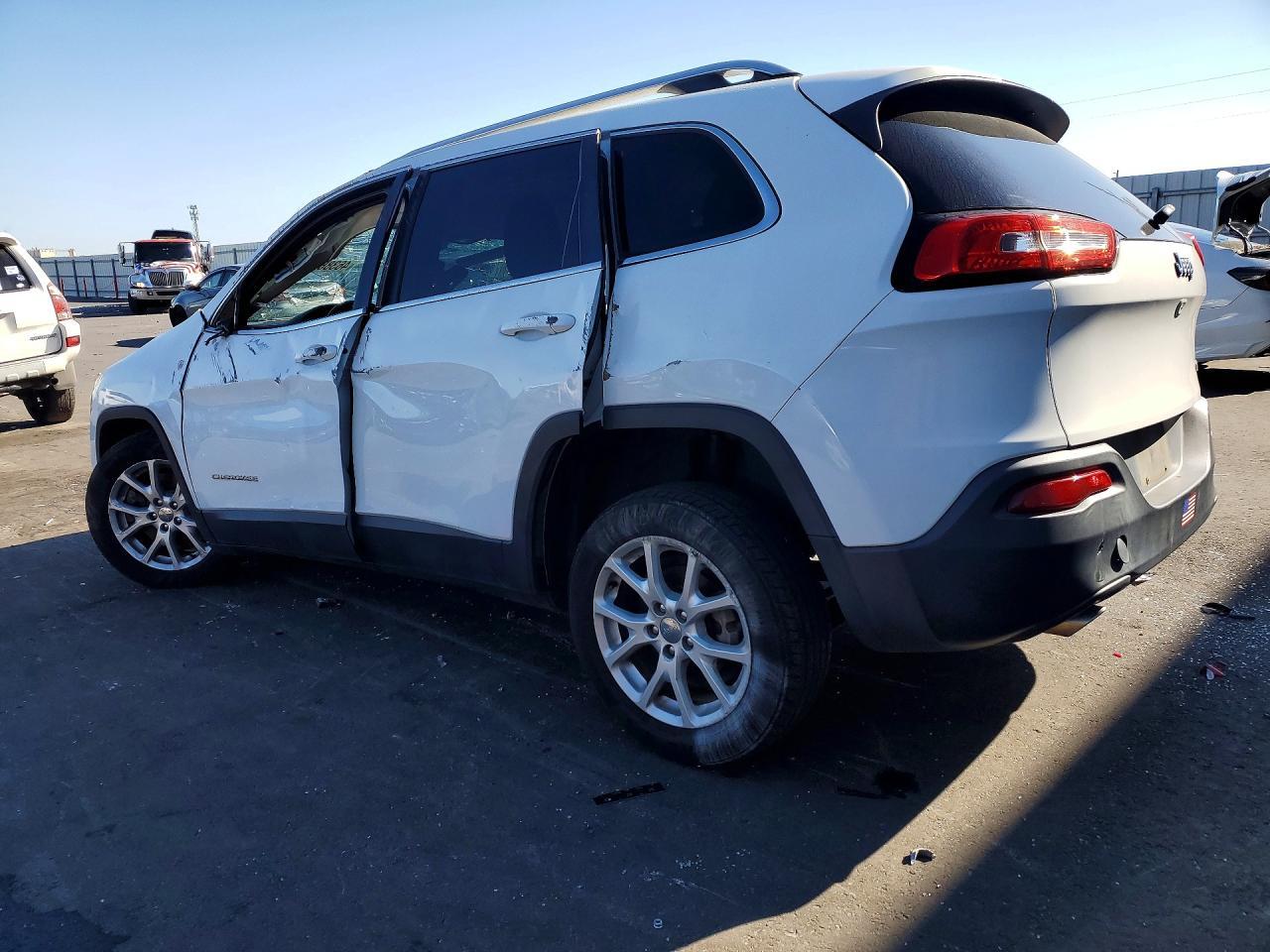 2014 Jeep Cherokee Latitude - Фото 2