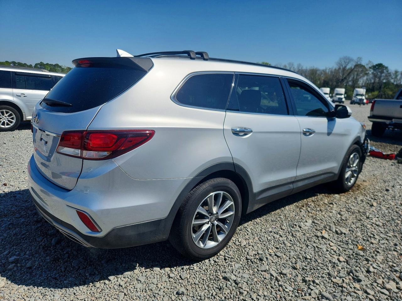 2019 Hyundai Santa Fe Xl Se - Image 3