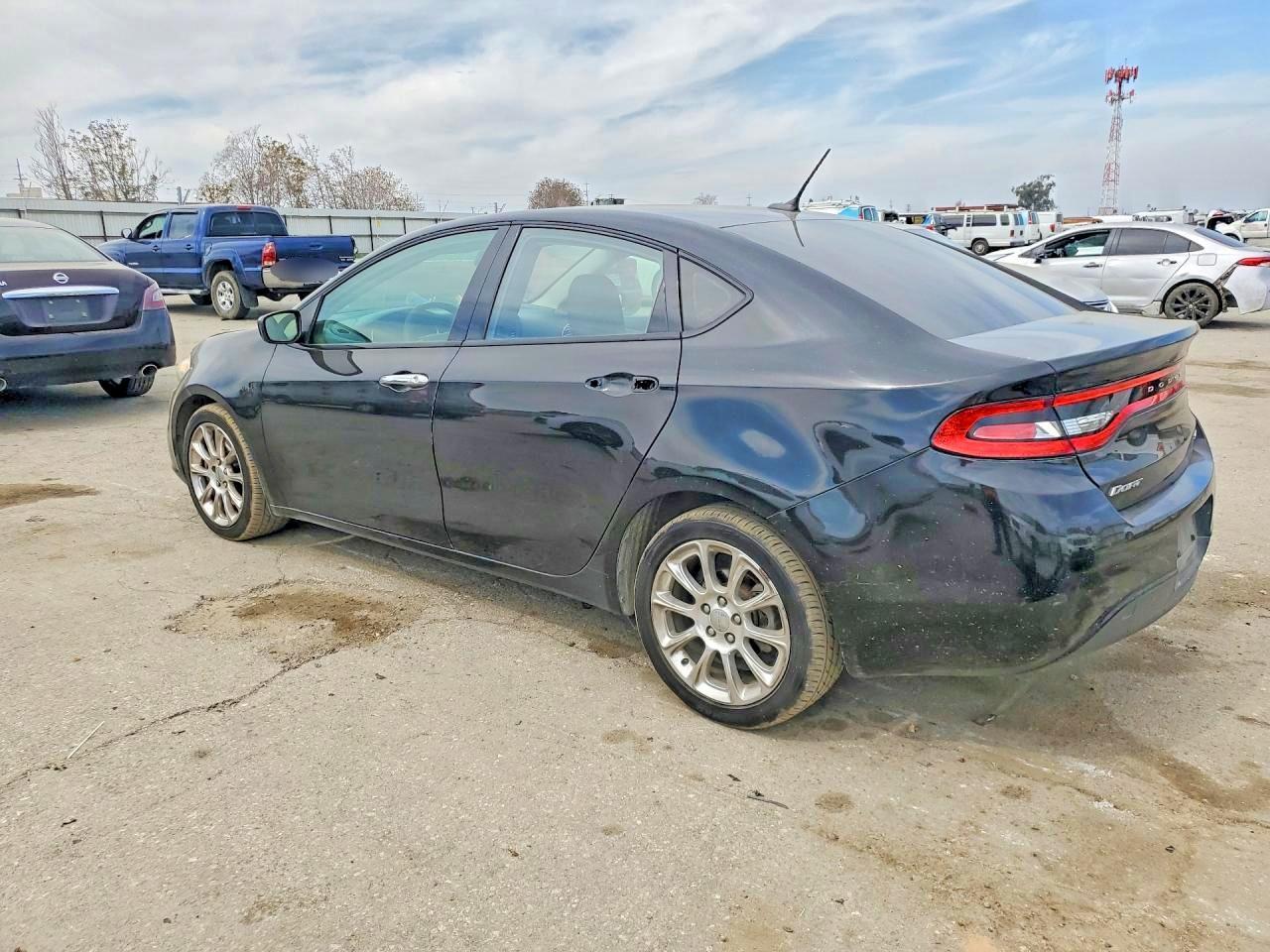 2016 Dodge Dart Sxt Sport - Image 2