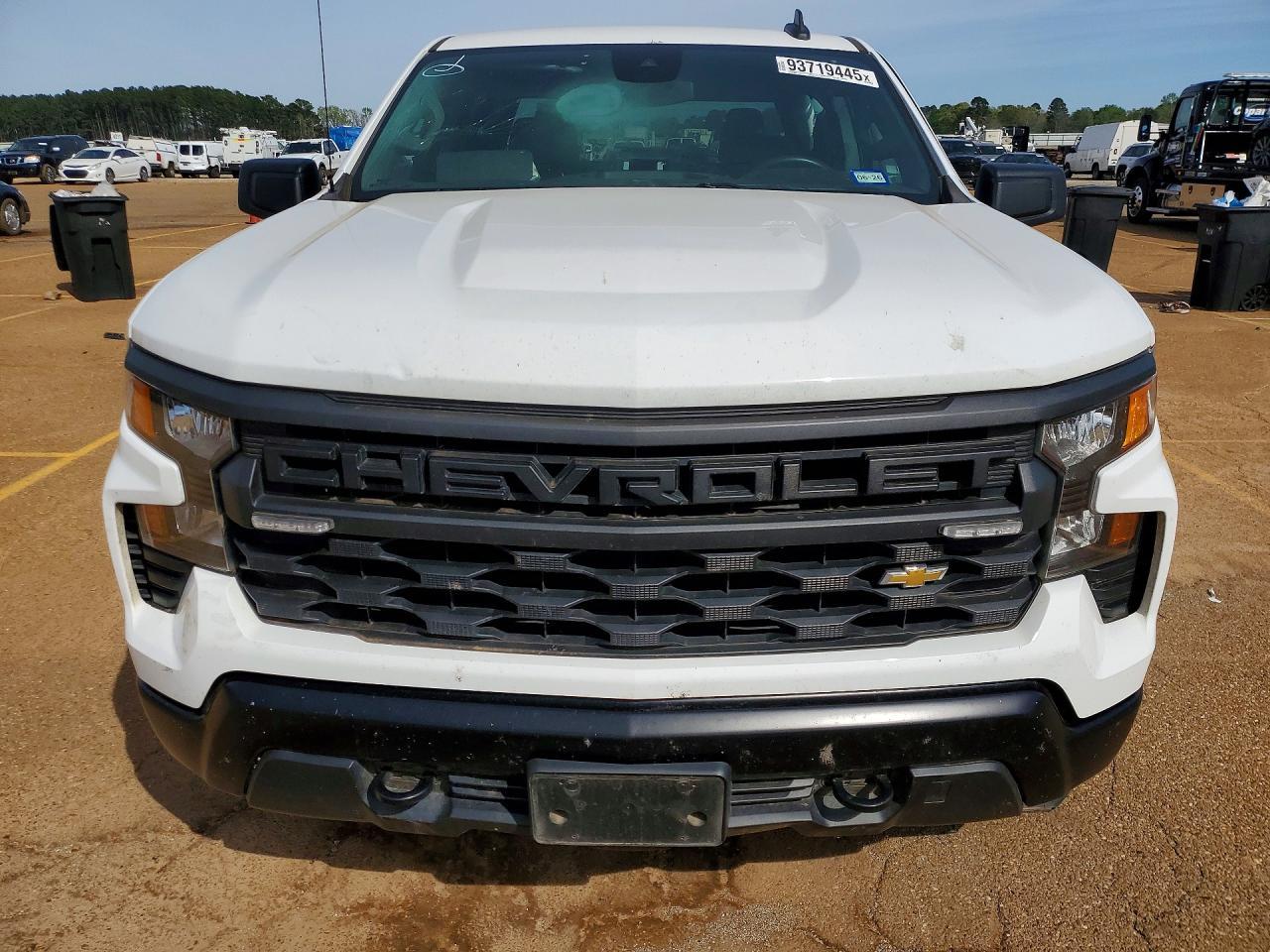 2024 Chevrolet Silverado K1500 - Фото 5