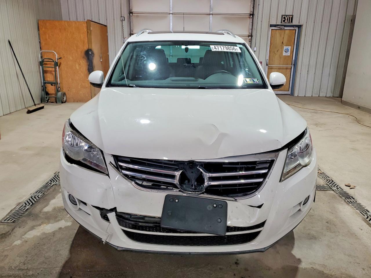 2010 Volkswagen Tiguan Se - Image 5