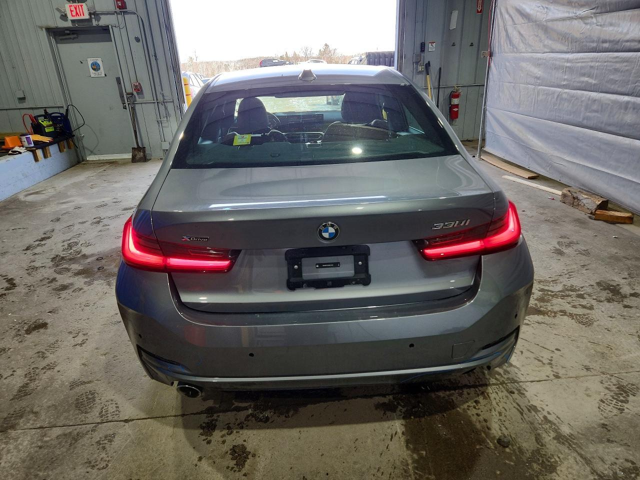 2024 BMW 330 - Фото 6