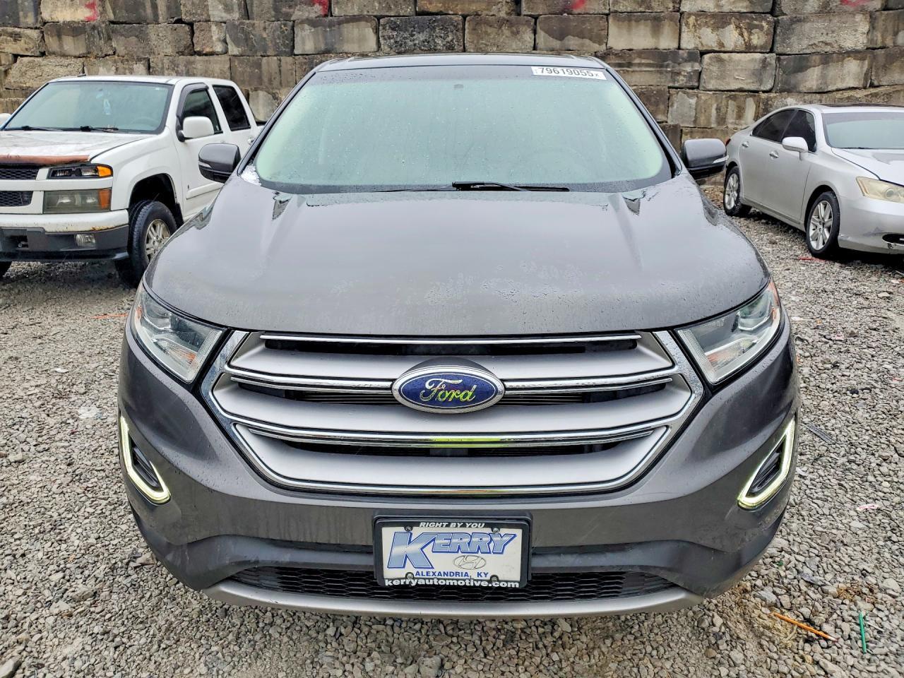 2016 Ford Edge Titanium - Image 5