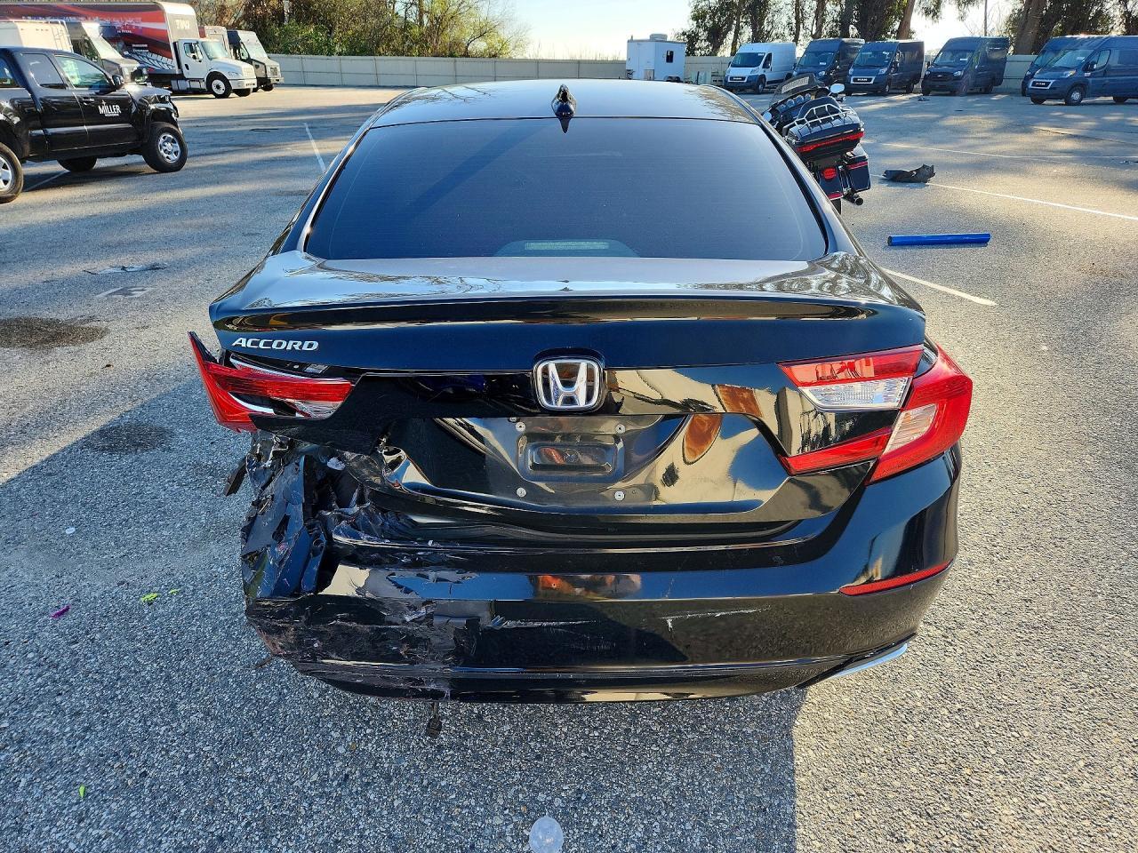2019 Honda Accord Lx - Фото 6