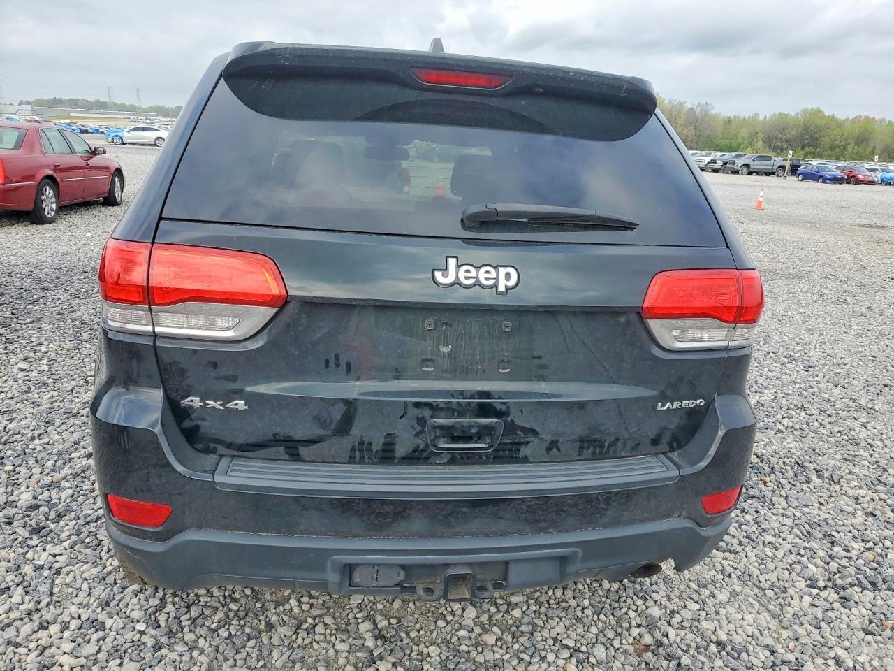 2014 Jeep Grand Cherokee Laredo - Image 6