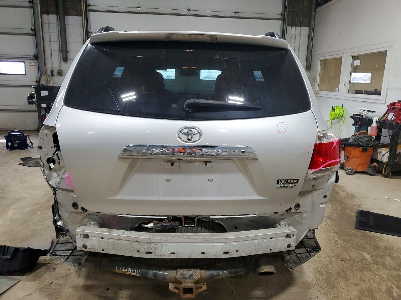 2012 Toyota Highlander Limited - Image 6