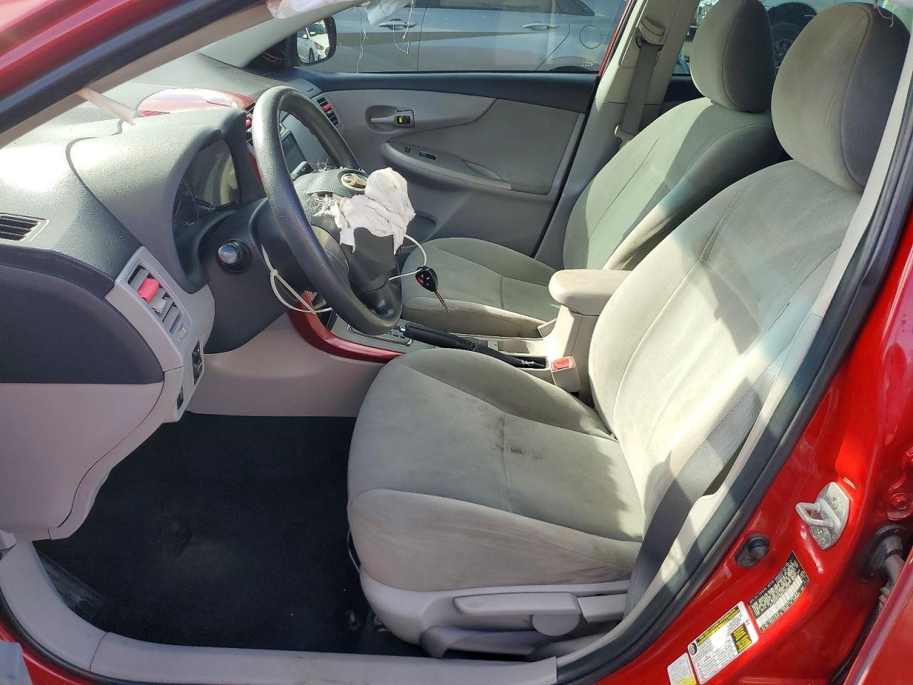 2011 Toyota Corolla - Фото 7