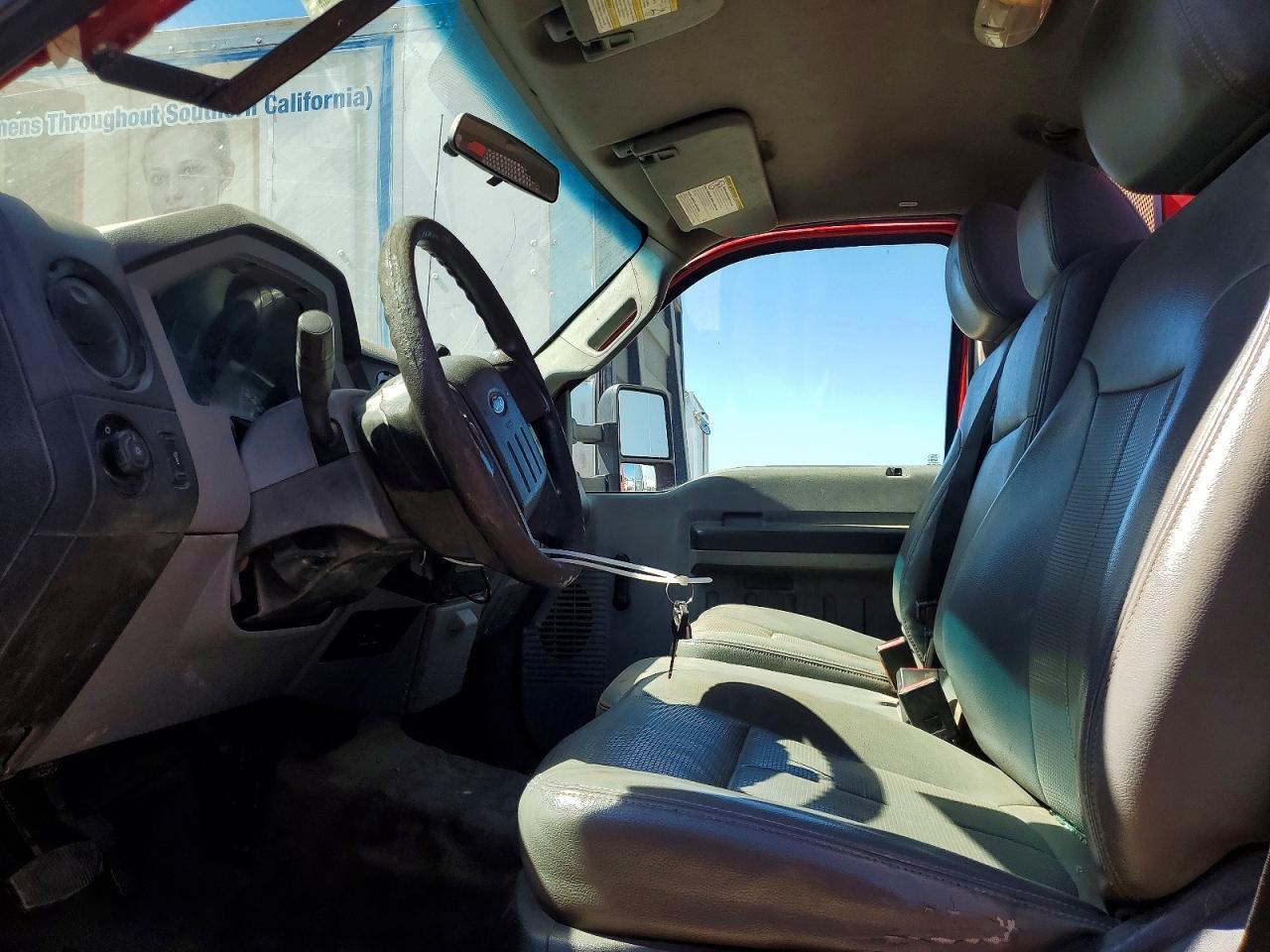 2014 Ford F550 Super Duty - Фото 7