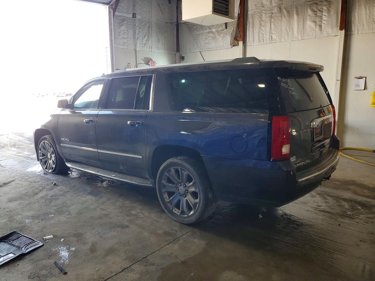 2016 GMC Yukon Xl Denali - Фото 2