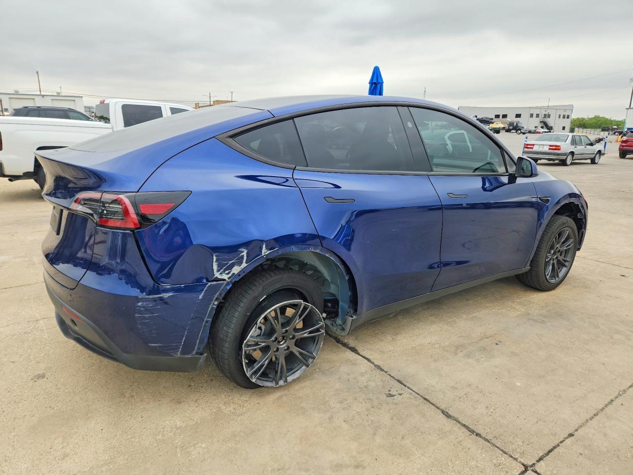 2024 Tesla Model Y - Image 3