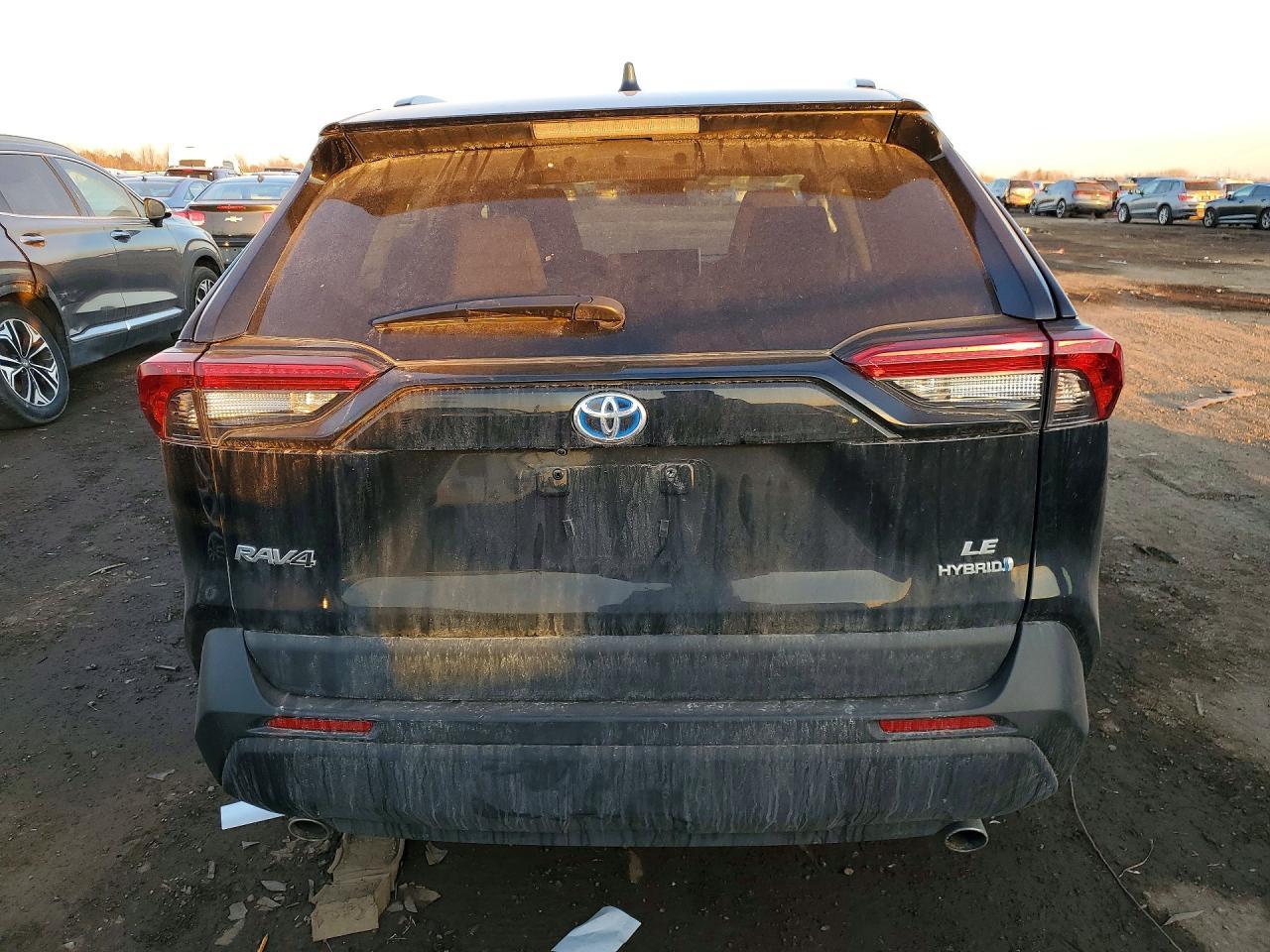 2024 Toyota Rav4 Le - Image 6