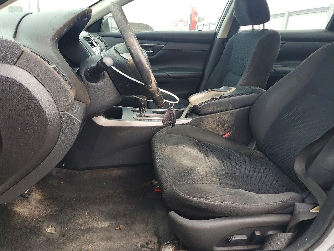 2015 Nissan Altima 2.5 Sv - Image 7