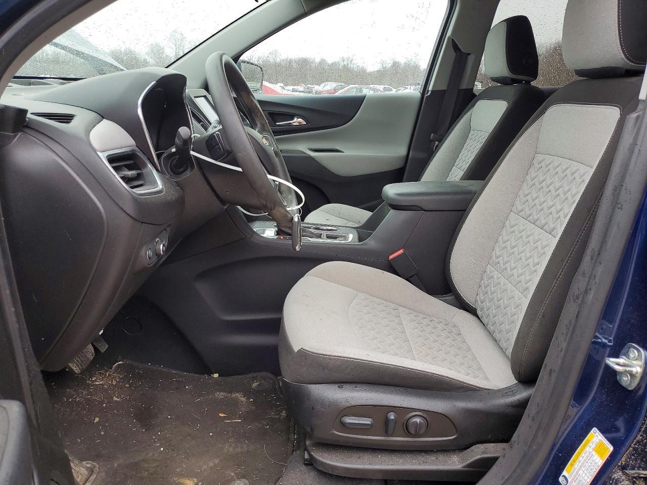 2022 Chevrolet Equinox Ls - Image 7