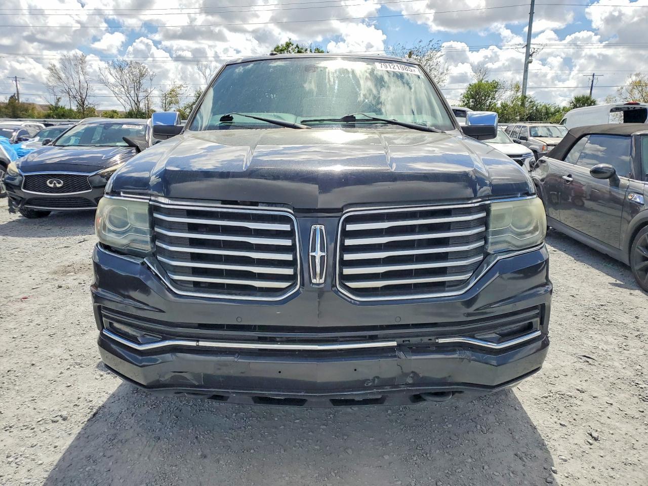 2015 Lincoln Navigator L - Фото 5