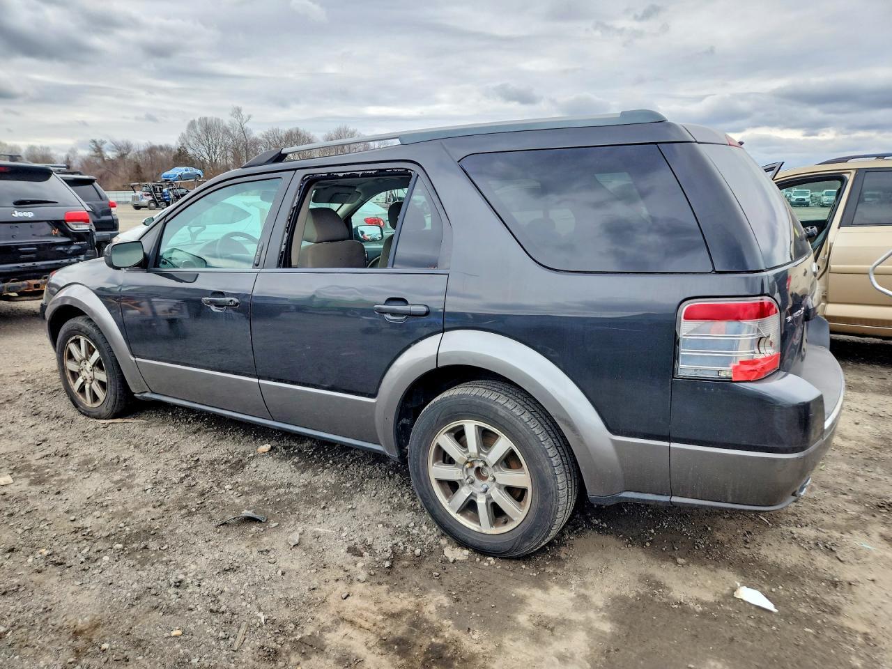 2008 Ford Taurus X Sel - Фото 2
