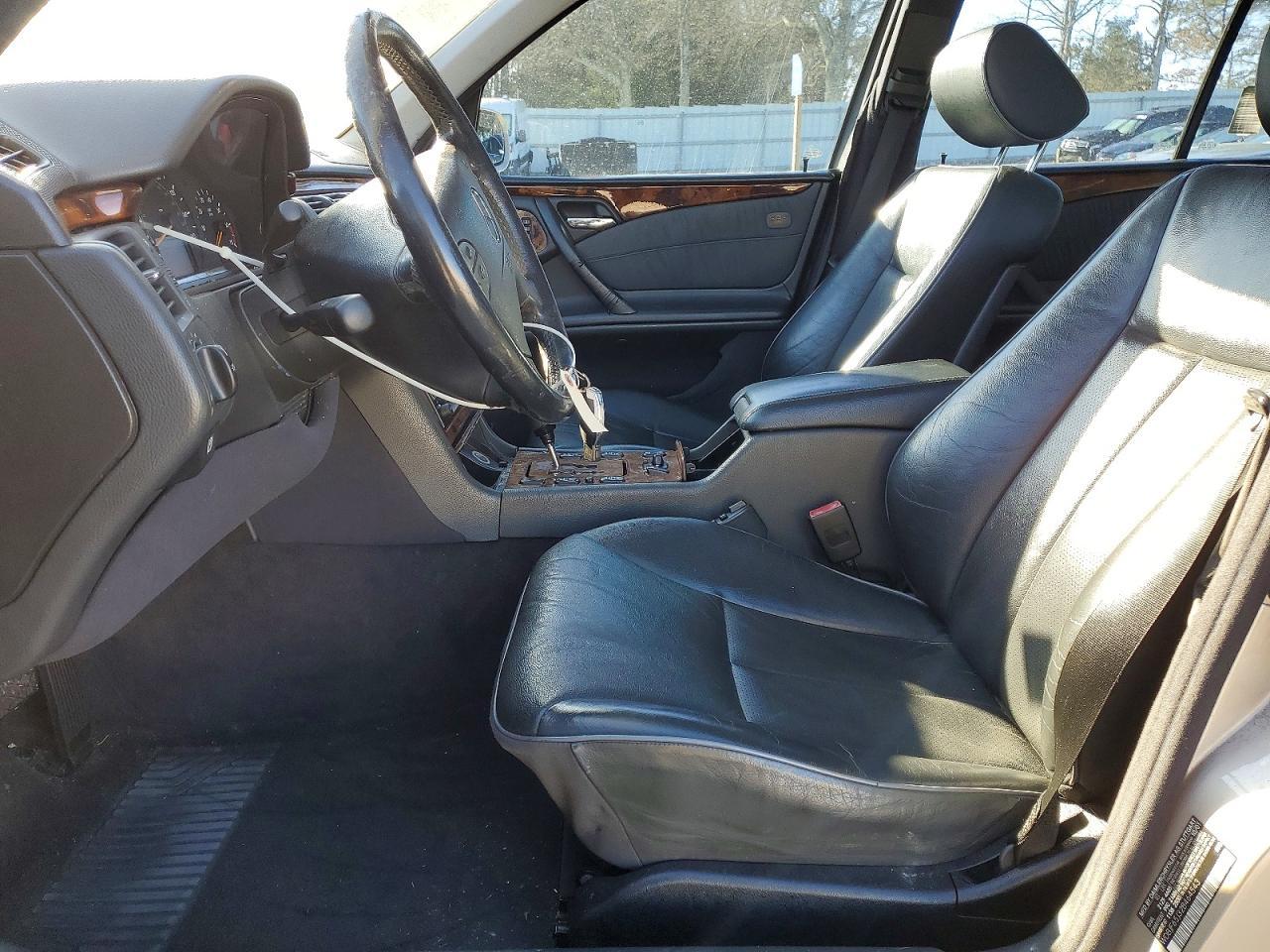2002 Mercedes-Benz E 320 - Фото 7