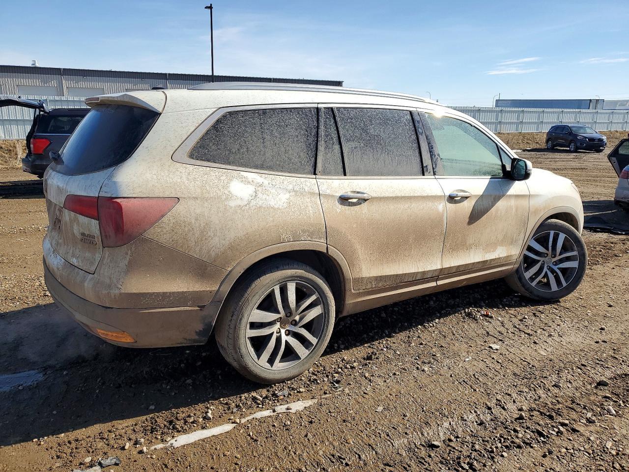 2017 Honda Pilot Elite - Фото 3
