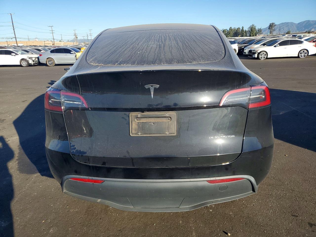 2023 Tesla Model Y - Фото 6