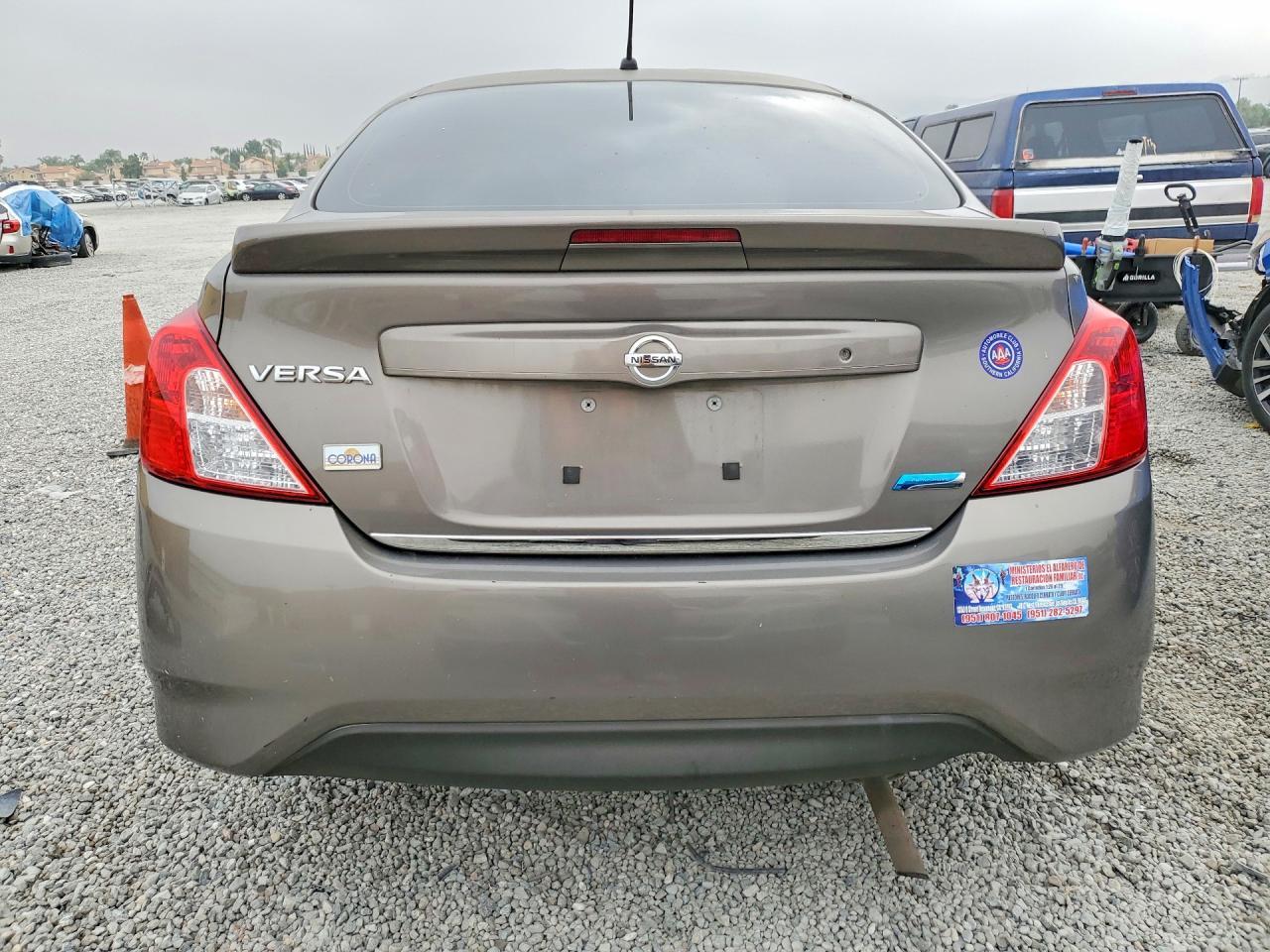 2016 Nissan Versa 1.6 S Plus - Фото 6