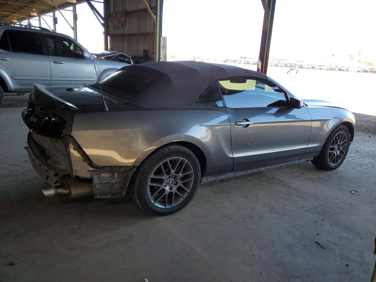 2014 Ford Mustang - Фото 3