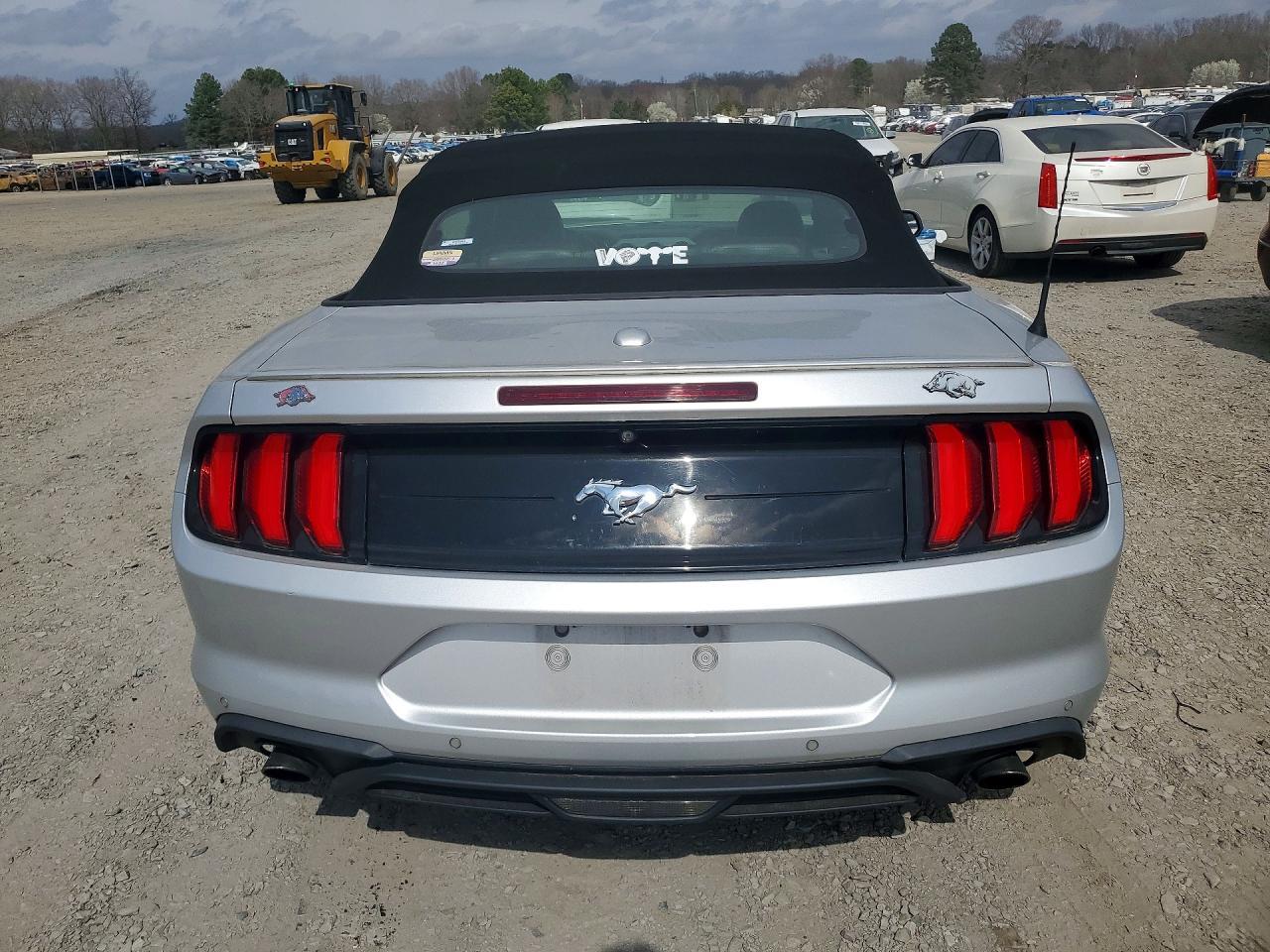 2019 Ford Mustang - Фото 6