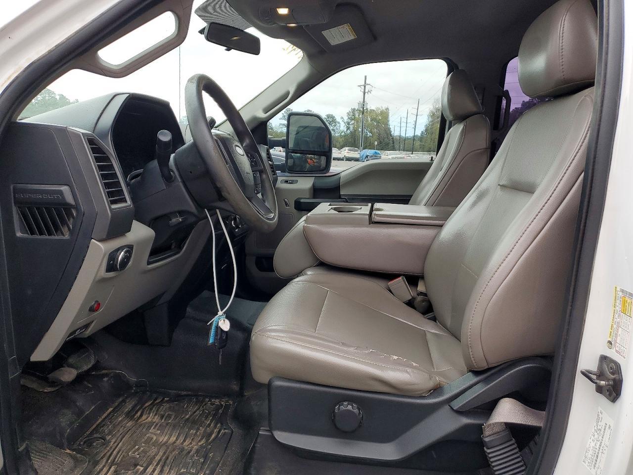 2018 Ford F250 Super Duty - Image 7