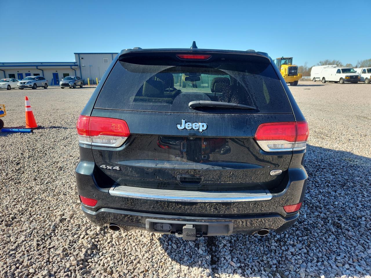 2014 Jeep Grand Cherokee Overland - Image 6
