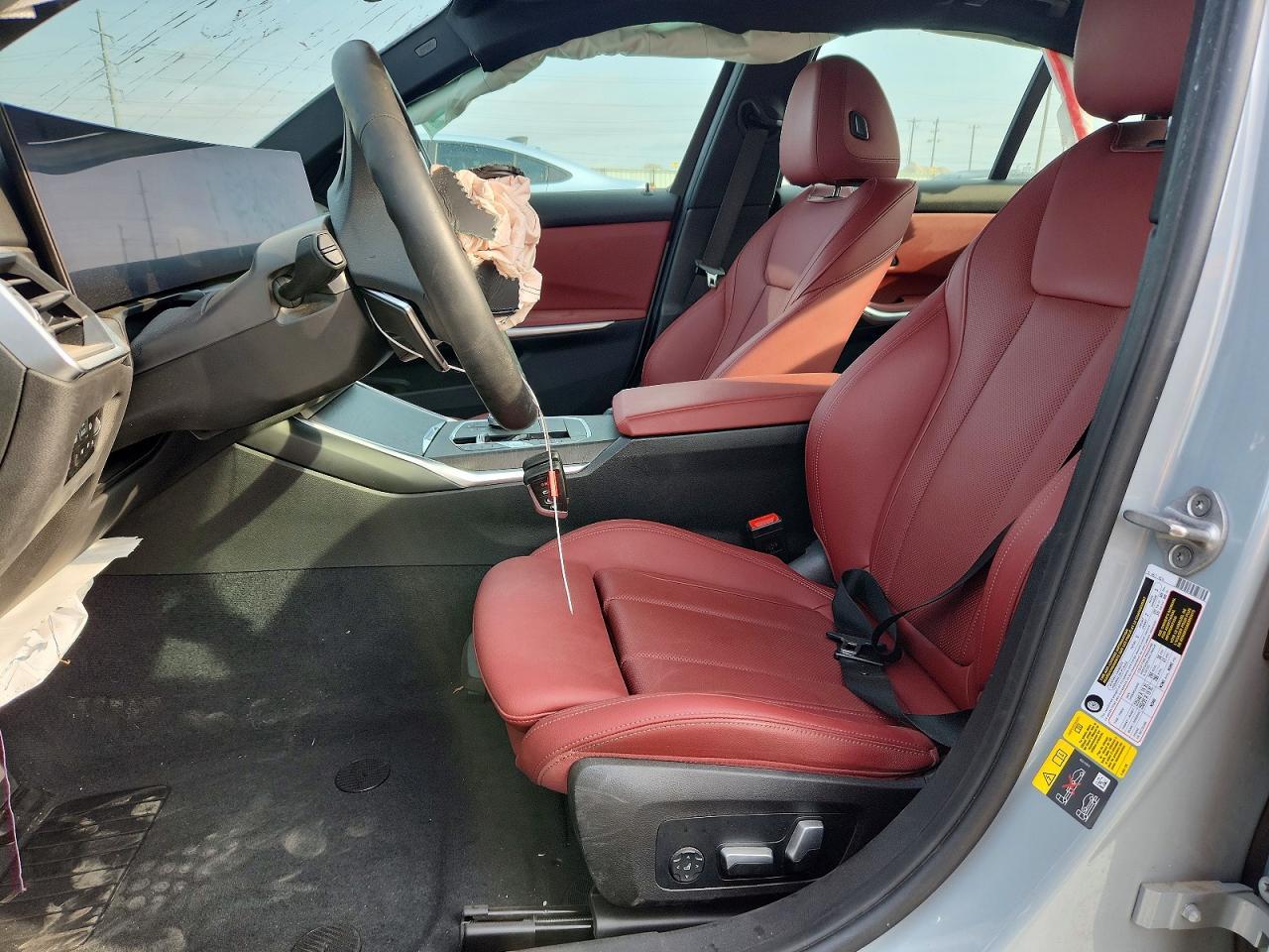 2023 BMW 330E - Фото 7