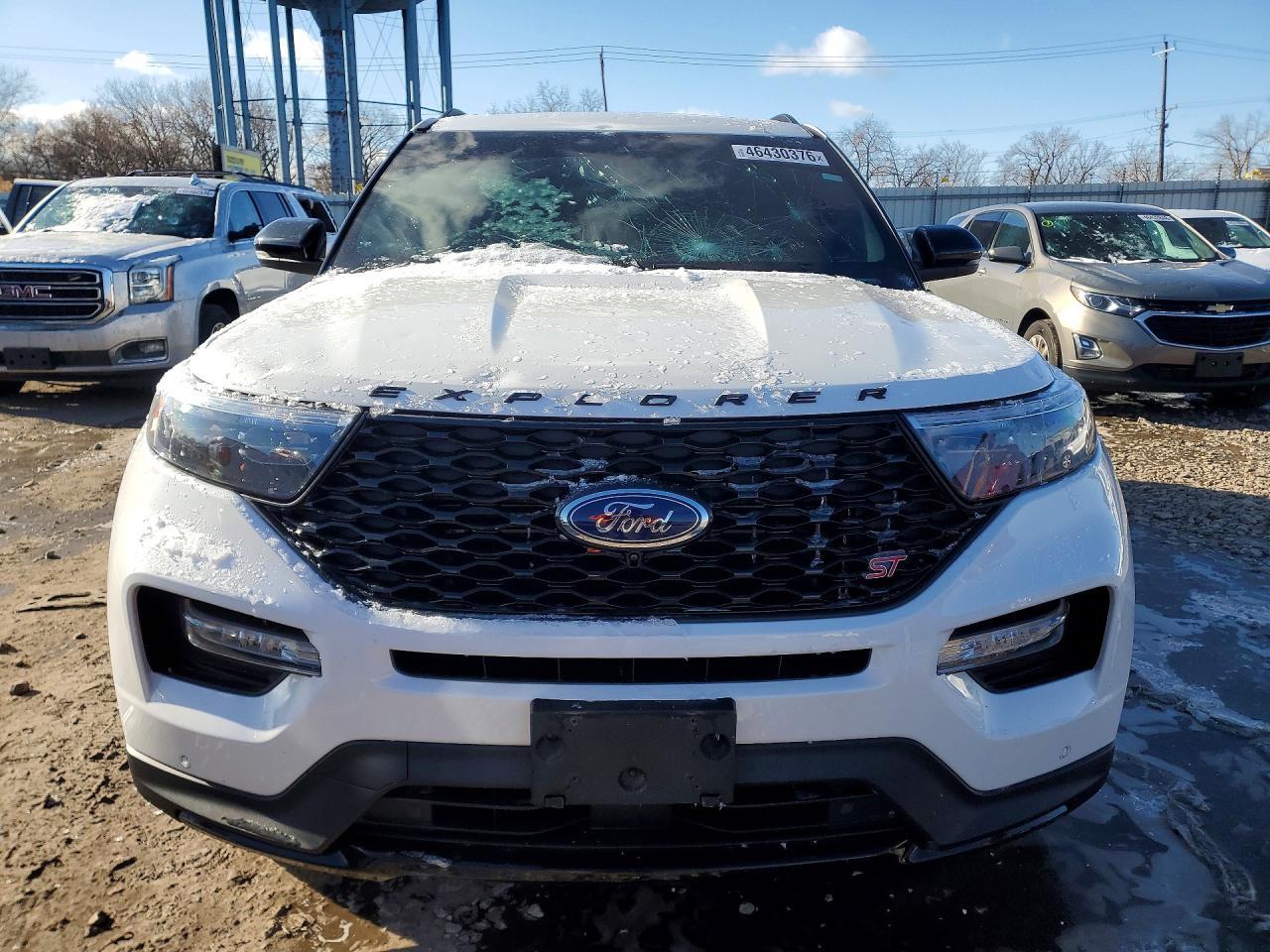 2022 Ford Explorer St - Image 5