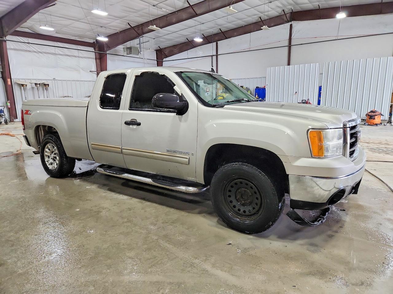 2007 GMC New Sierra C1500 - Фото 4