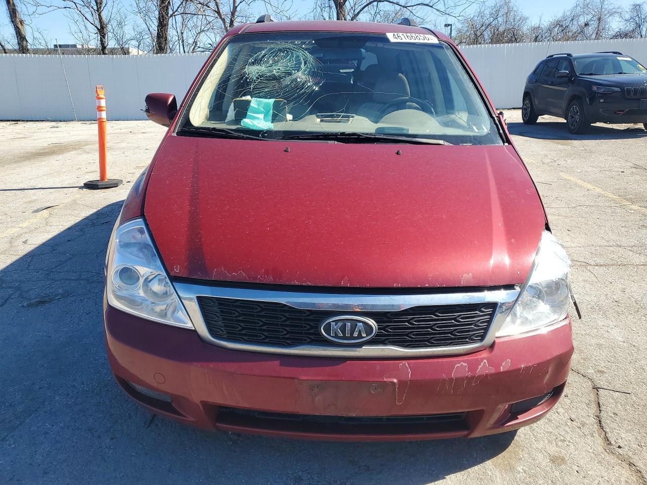 2011 Kia Sedona Lx - Фото 5