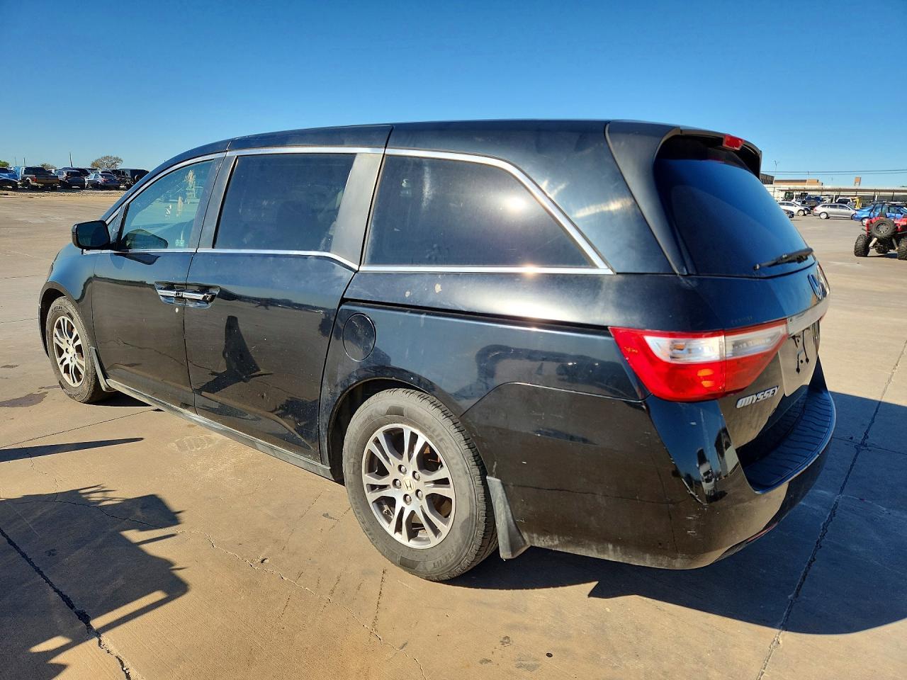 2012 Honda Odyssey Exl - Image 2