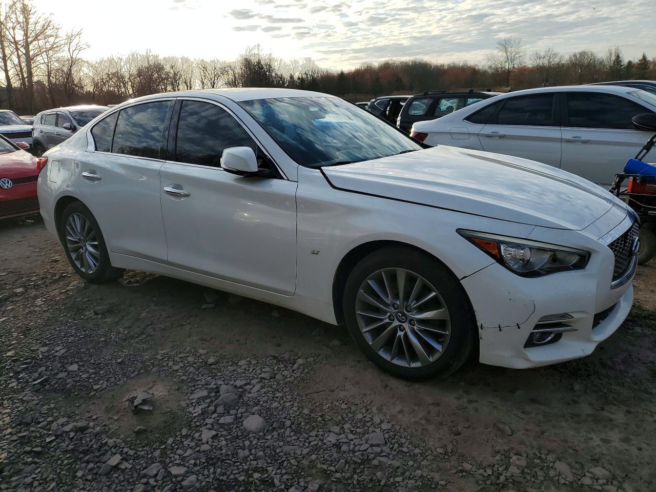 2015 Infiniti Q50 Base - Фото 4