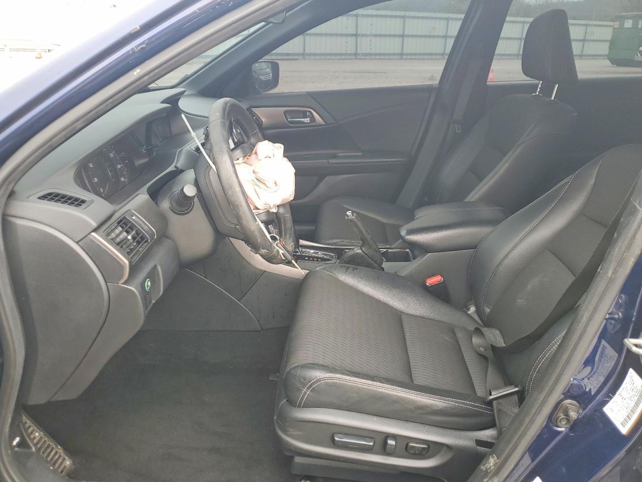 2016 Honda Accord Sport - Image 7