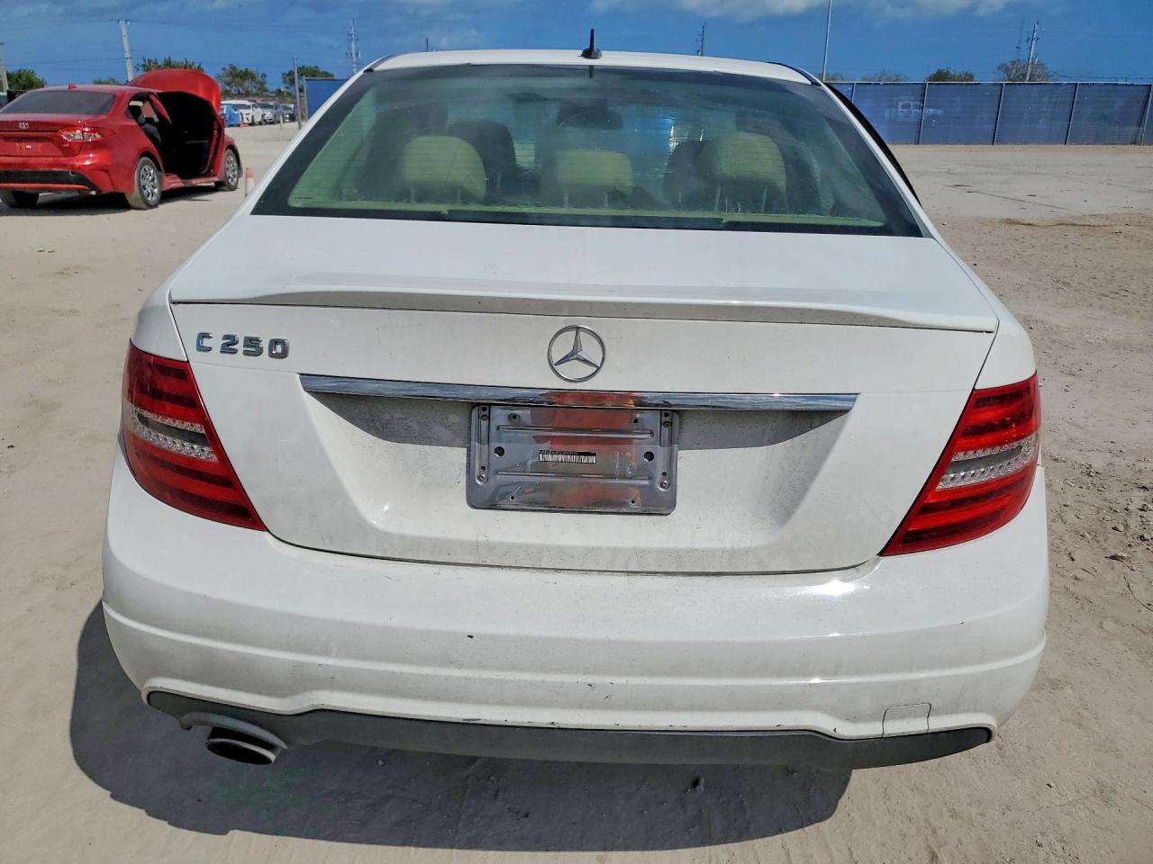 2014 Mercedes-Benz C 250 - Фото 6