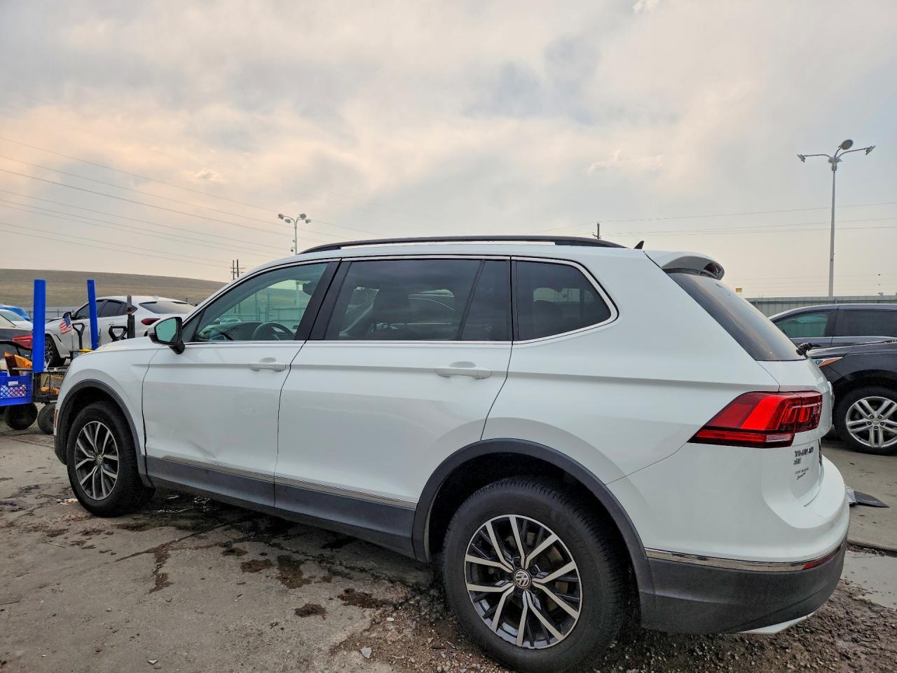 2018 Volkswagen Tiguan Se - Фото 2