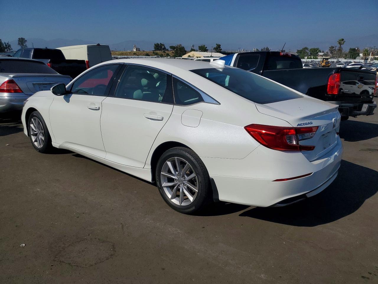 2021 Honda Accord Lx - Фото 2
